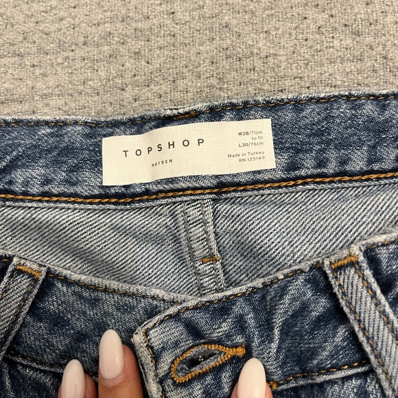 TOPSHOP jeans. Never been worn. Size 28 - Picture 3 of 3